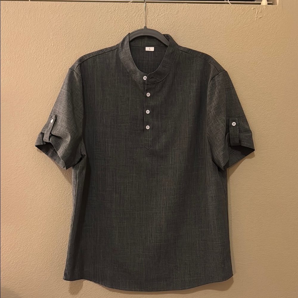 Men's Black Button-Up Shirt